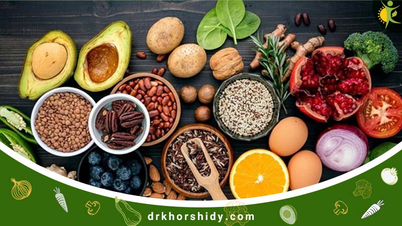 چندین مدل مواد غذایی مختلف مثل لوبیا، انواع میوه ها سبزیجات